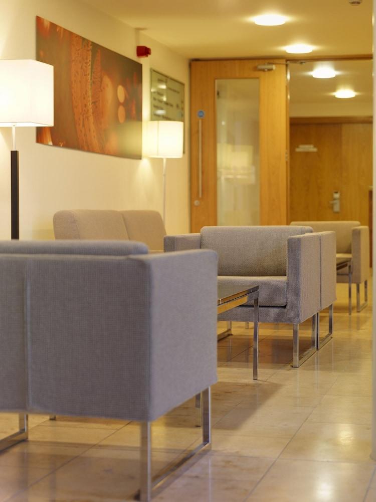 Maldron Hotel Portlaoise Exteriör bild